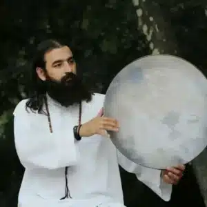 میثم راثی نوازنده دف - گروه موسیقی نجوای عارف